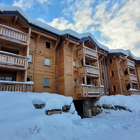 Lumineux Avec Terrasse, Proche Pistes Et Commodites, - Fr-1-598-93 Apartment